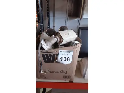 LOTE 106 - 01 LOTE COM VÁRIAS CÂMERAS DE MONITORAMENTO DE MARCAS E MODELOS DIVERSOS. (NO ESTADO) ATENÇÃO! FAZER A VISITAÇÃO ANTES DE ARREMATAR, NÃO SABEMOS SE FUNCIONA, LEILÃO NÃO TEM GARANTIA E NEM DEVOLUÇÃO, SUJEITO A POSSÍVEIS AVARIAS VISÍVEIS/OCULTAS E/OU AUSÊNCIA DE COMPONENTES.