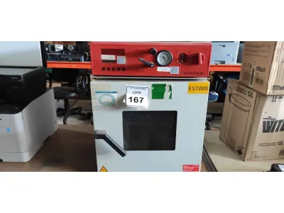 LOTE 167 - 01 ESTUFA DE SECAGEM. (NO ESTADO) ATENÇÃO! FAZER A VISITAÇÃO ANTES DE ARREMATAR, NÃO SABEMOS SE FUNCIONA, LEILÃO NÃO TEM GARANTIA E NEM DEVOLUÇÃO, SUJEITO A POSSÍVEIS AVARIAS VISÍVEIS/OCULTAS E/OU AUSÊNCIA DE COMPONENTES.