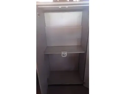 LOTE 367 - 01 ARMÁRIOS ALTO PARA ESCRITÓRIO COM 02 COMPARTIMENTOS. (NO ESTADO) ATENÇÃO! FAZER A VISITAÇÃO ANTES DE ARREMATAR, NÃO SABEMOS SE FUNCIONA, LEILÃO NÃO TEM GARANTIA E NEM DEVOLUÇÃO, SUJEITO A POSSÍVEIS AVARIAS VISÍVEIS/OCULTAS E/OU AUSÊNCIA DE COMPONENTES.