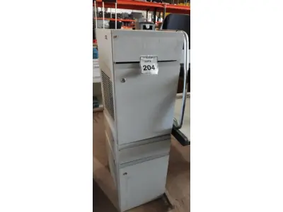 LOTE 204 - 02 ARMÁRIOS BAIXOS COM 01 GAVETA E SUPORTE PARA CPU. (NO ESTADO) ATENÇÃO! FAZER A VISITAÇÃO ANTES DE ARREMATAR, NÃO SABEMOS SE FUNCIONA, LEILÃO NÃO TEM GARANTIA E NEM DEVOLUÇÃO, SUJEITO A POSSÍVEIS AVARIAS VISÍVEIS/OCULTAS E/OU AUSÊNCIA DE COMPONENTES.