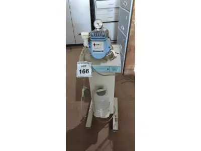 LOTE 166 - 01 ASPIRADOR MÉDICO DE SECREÇÕES MARCA FANEM. (NO ESTADO) ATENÇÃO! FAZER A VISITAÇÃO ANTES DE ARREMATAR, NÃO SABEMOS SE FUNCIONA, LEILÃO NÃO TEM GARANTIA E NEM DEVOLUÇÃO, SUJEITO A POSSÍVEIS AVARIAS VISÍVEIS/OCULTAS E/OU AUSÊNCIA DE COMPONENTES.