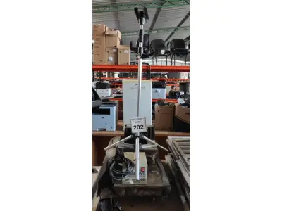 LOTE 202 - 01 RELÓGIO DE PONTO, 01 TRIPÉ E 01 TRANSFORMADOR E 03 LEITORAS DE CÓDIGO DE BARRAS MODELOS DIVERSOS. (NO ESTADO) ATENÇÃO! FAZER A VISITAÇÃO ANTES DE ARREMATAR, NÃO SABEMOS SE FUNCIONA, LEILÃO NÃO TEM GARANTIA E NEM DEVOLUÇÃO, SUJEITO A POSSÍVEIS AVARIAS VISÍVEIS/OCULTAS E/OU AUSÊNCIA DE COMPONENTES.