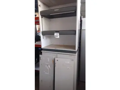 LOTE 324 - 02 ARMÁRIOS BAIXOS SENDO 01 PARA PASTAS SUSPENSAS. (NO ESTADO) ATENÇÃO! FAZER A VISITAÇÃO ANTES DE ARREMATAR, NÃO SABEMOS SE FUNCIONA, LEILÃO NÃO TEM GARANTIA E NEM DEVOLUÇÃO, SUJEITO A POSSÍVEIS AVARIAS VISÍVEIS/OCULTAS E/OU AUSÊNCIA DE COMPONENTES.