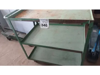 LOTE 346 - 01 CARRINHO DE FERRO PARA OFICINAS COM 03 COMPARTIMENTOS. (NO ESTADO) ATENÇÃO! FAZER A VISITAÇÃO ANTES DE ARREMATAR, NÃO SABEMOS SE FUNCIONA, LEILÃO NÃO TEM GARANTIA E NEM DEVOLUÇÃO, SUJEITO A POSSÍVEIS AVARIAS VISÍVEIS/OCULTAS E/OU AUSÊNCIA DE COMPONENTES.