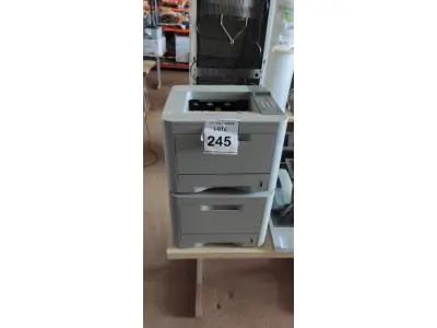 LOTE 245 - 02 IMPRESSORAS MODELO ML-3750ND MARCA SAMSUNG. (NO ESTADO) ATENÇÃO! FAZER A VISITAÇÃO ANTES DE ARREMATAR, NÃO SABEMOS SE FUNCIONA, LEILÃO NÃO TEM GARANTIA E NEM DEVOLUÇÃO, SUJEITO A POSSÍVEIS AVARIAS VISÍVEIS/OCULTAS E/OU AUSÊNCIA DE COMPONENTES.