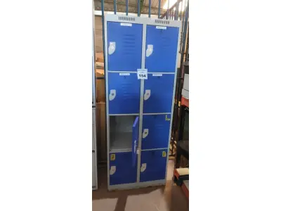LOTE 154 - 01 ARMÁRIO DE AÇO COM 08 PORTAS. (NO ESTADO) ATENÇÃO! FAZER A VISITAÇÃO ANTES DE ARREMATAR, NÃO SABEMOS SE FUNCIONA, LEILÃO NÃO TEM GARANTIA E NEM DEVOLUÇÃO, SUJEITO A POSSÍVEIS AVARIAS VISÍVEIS/OCULTAS E/OU AUSÊNCIA DE COMPONENTES.