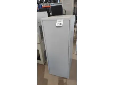 LOTE 205 - 01 ARQUIVO DE AÇO COM 04 GAVETAS. (NO ESTADO) ATENÇÃO! FAZER A VISITAÇÃO ANTES DE ARREMATAR, NÃO SABEMOS SE FUNCIONA, LEILÃO NÃO TEM GARANTIA E NEM DEVOLUÇÃO, SUJEITO A POSSÍVEIS AVARIAS VISÍVEIS/OCULTAS E/OU AUSÊNCIA DE COMPONENTES.