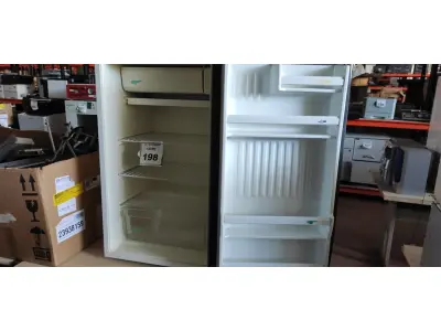 LOTE 198 - 01 FRIGOBAR 220V MARCA CONSUL. (NO ESTADO) ATENÇÃO! FAZER A VISITAÇÃO ANTES DE ARREMATAR, NÃO SABEMOS SE FUNCIONA, LEILÃO NÃO TEM GARANTIA E NEM DEVOLUÇÃO, SUJEITO A POSSÍVEIS AVARIAS VISÍVEIS/OCULTAS E/OU AUSÊNCIA DE COMPONENTES.