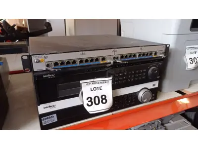 LOTE 308 - 02 DVRS MARCA INTELBRAS E 01 SWITCH. (NO ESTADO) ATENÇÃO! FAZER A VISITAÇÃO ANTES DE ARREMATAR, NÃO SABEMOS SE FUNCIONA, LEILÃO NÃO TEM GARANTIA E NEM DEVOLUÇÃO, SUJEITO A POSSÍVEIS AVARIAS VISÍVEIS/OCULTAS E/OU AUSÊNCIA DE COMPONENTES.