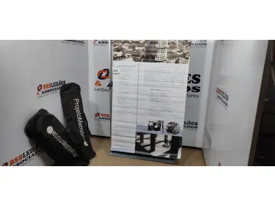 LOTE 242 - 02 EXPOSITORES DE CARTAZES. (NO ESTADO) ATENÇÃO! FAZER A VISITAÇÃO ANTES DE ARREMATAR, NÃO SABEMOS SE FUNCIONA, LEILÃO NÃO TEM GARANTIA E NEM DEVOLUÇÃO, SUJEITO A POSSÍVEIS AVARIAS VISÍVEIS/OCULTAS E/OU AUSÊNCIA DE COMPONENTES.