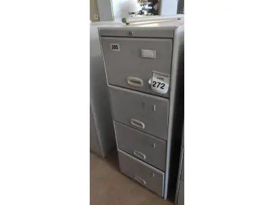 LOTE 272 - 01 ARQUIVO DE AÇO COM 04 GAVETAS. (NO ESTADO) ATENÇÃO! FAZER A VISITAÇÃO ANTES DE ARREMATAR, NÃO SABEMOS SE FUNCIONA, LEILÃO NÃO TEM GARANTIA E NEM DEVOLUÇÃO, SUJEITO A POSSÍVEIS AVARIAS VISÍVEIS/OCULTAS E/OU AUSÊNCIA DE COMPONENTES.