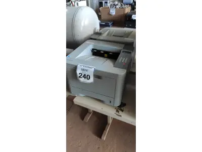 LOTE 240 - 02 IMPRESSORAS MODELO ML-3750ND MARCA SAMSUNG. (NO ESTADO) ATENÇÃO! FAZER A VISITAÇÃO ANTES DE ARREMATAR, NÃO SABEMOS SE FUNCIONA, LEILÃO NÃO TEM GARANTIA E NEM DEVOLUÇÃO, SUJEITO A POSSÍVEIS AVARIAS VISÍVEIS/OCULTAS E/OU AUSÊNCIA DE COMPONENTES.