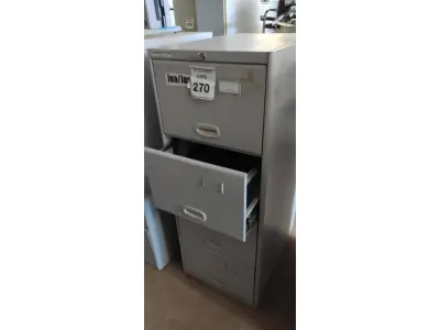 LOTE 270 - 01 ARQUIVO DE AÇO COM 04 GAVETAS. (NO ESTADO) ATENÇÃO! FAZER A VISITAÇÃO ANTES DE ARREMATAR, NÃO SABEMOS SE FUNCIONA, LEILÃO NÃO TEM GARANTIA E NEM DEVOLUÇÃO, SUJEITO A POSSÍVEIS AVARIAS VISÍVEIS/OCULTAS E/OU AUSÊNCIA DE COMPONENTES.