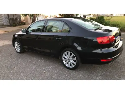 LOTE 362 - 01 VW/JETTA 2.0  ANO 2013, COR PRETA, FLEX (NO ESTADO)