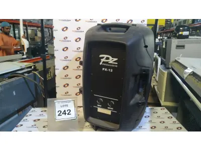 LOTE 242 - 01 CAIXA DE SOM MARCA PZ PRO ÁUDIO. (NO ESTADO) ATENÇÃO! FAZER A VISITAÇÃO ANTES DE ARREMATAR, NÃO SABEMOS SE FUNCIONA. LEILÃO NÃO TEM GARANTIA E NEM DEVOLUÇÃO, SUJEITO A POSSÍVEIS AVARIAS VISÍVEIS/OCULTAS E/OU AUSÊNCIA DE COMPONENTES