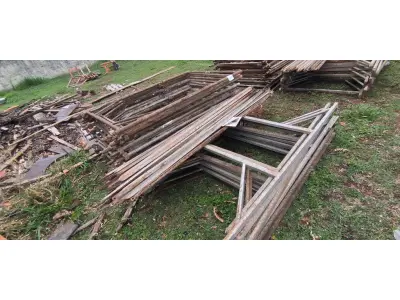 LOTE 100 - 10 ANDAIMES COM 10 MESAS DE FERRO. (NO ESTADO) ATENÇÃO! FAZER A VISITAÇÃO ANTES DE ARREMATAR, NÃO SABEMOS SE FUNCIONA, LEILÃO NÃO TEM GARANTIA E NEM DEVOLUÇÃO, SUJEITO A POSSÍVEIS AVARIAS VISÍVEIS/OCULTAS E/OU AUSÊNCIA DE COMPONENTES.