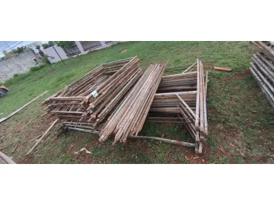 LOTE 086 - 10 ANDAIMES COM 10 MESAS DE FERRO. (NO ESTADO) ATENÇÃO! FAZER A VISITAÇÃO ANTES DE ARREMATAR, NÃO SABEMOS SE FUNCIONA, LEILÃO NÃO TEM GARANTIA E NEM DEVOLUÇÃO, SUJEITO A POSSÍVEIS AVARIAS VISÍVEIS/OCULTAS E/OU AUSÊNCIA DE COMPONENTES.