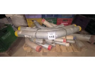 LOTE 115 - 01 LOTE COM MATERIAS HIDRAULICOS E ELETRICOS DIVERSOS, 01 SACO COM DUTOS DE VENTILAÇÃO E BOTAS EMBORRACHADAS. (CAIXA ORGANIZADORA NAO INCLUSA) . (NO ESTADO) ATENÇÃO! FAZER A ANTES DE ARREMATAR, NÃO SABEMOS SE FUNCIONA, LEILÃO NÃO TEM GARANTIA E NEM DEVOLUÇÃO, SUJEITO A POSSÍVEIS AVARIAS VISÍVEIS/OCULTAS E/OU AUSÊNCIA DE COMPONENTES. VISITAÇÃO.