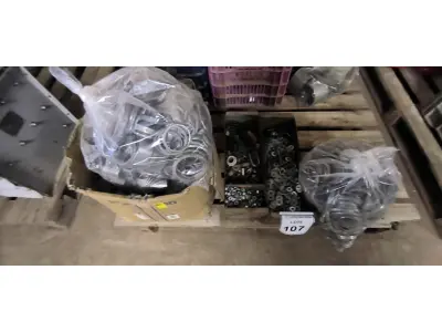 LOTE 107 - 01 LOTE COM ARRUELAS EM ALUMÍNIO, LUVAS DE EMENDAS EM ALUMINIO TAMANHOS DIVERSOS. (NO ESTADO) ATENÇÃO! FAZER A VISITAÇÃO ANTES DE ARREMATAR, NÃO SABEMOS SE FUNCIONA, LEILÃO NÃO TEM GARANTIA E NEM DEVOLUÇÃO, SUJEITO A POSSÍVEIS AVARIAS VISÍVEIS/OCULTAS E/OU AUSÊNCIA DE COMPONENTES.