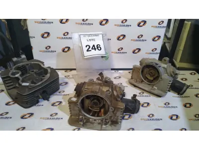 LOTE 246 - 03 CABEÇOTES DE MOTO HONDA. (NO ESTADO) ATENÇÃO! FAZER A VISITAÇÃO ANTES DE ARREMATAR, NÃO SABEMOS SE FUNCIONA, LEILÃO NÃO TEM GARANTIA E NEM DEVOLUÇÃO, SUJEITO A POSSÍVEIS AVARIAS VISÍVEIS/OCULTAS E/OU AUSÊNCIA DE COMPONENTES.