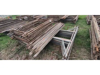 LOTE 096 - 10 ANDAIMES COM 10 MESAS DE FERRO. (NO ESTADO) ATENÇÃO! FAZER A VISITAÇÃO ANTES DE ARREMATAR, NÃO SABEMOS SE FUNCIONA, LEILÃO NÃO TEM GARANTIA E NEM DEVOLUÇÃO, SUJEITO A POSSÍVEIS AVARIAS VISÍVEIS/OCULTAS E/OU AUSÊNCIA DE COMPONENTES.