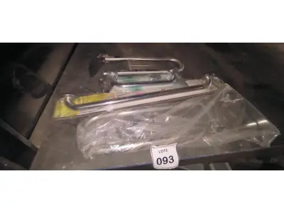 LOTE 093 - 04 BARRAS DE APOIO. (NO ESTADO) ATENÇÃO! FAZER A VISITAÇÃO ANTES DE ARREMATAR, NÃO SABEMOS SE FUNCIONA, LEILÃO NÃO TEM GARANTIA E NEM DEVOLUÇÃO, SUJEITO A POSSÍVEIS AVARIAS VISÍVEIS/OCULTAS E/OU AUSÊNCIA DE COMPONENTES.