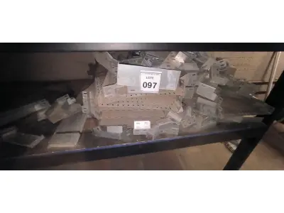 LOTE 097 - 01 LOTE COM PEÇAS PARA ELETROCALHA. (NO ESTADO) ATENÇÃO! FAZER A VISITAÇÃO ANTES DE ARREMATAR, NÃO SABEMOS SE FUNCIONA, LEILÃO NÃO TEM GARANTIA E NEM DEVOLUÇÃO, SUJEITO A POSSÍVEIS AVARIAS VISÍVEIS/OCULTAS E/OU AUSÊNCIA DE COMPONENTES.