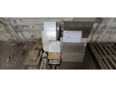 LOTE 099 - 01 LOTE COM PISOS E REVESTIMENTOS DIVERSOS . (NO ESTADO) ATENÇÃO! FAZER A VISITAÇÃO ANTES DE ARREMATAR, NÃO SABEMOS SE FUNCIONA, LEILÃO NÃO TEM GARANTIA E NEM DEVOLUÇÃO, SUJEITO A POSSÍVEIS AVARIAS VISÍVEIS/OCULTAS E/OU AUSÊNCIA DE COMPONENTES.