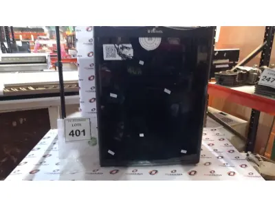 LOTE 401 - 01 FRIGOBAR MARCA DOMETIC. (NO ESTADO) ATENÇÃO! FAZER A VISITAÇÃO ANTES DE ARREMATAR, NÃO SABEMOS SE FUNCIONA, LEILÃO NÃO TEM GARANTIA E NEM DEVOLUÇÃO, SUJEITO A POSSÍVEIS AVARIAS VISÍVEIS/OCULTAS E/OU AUSÊNCIA DE COMPONENTES.