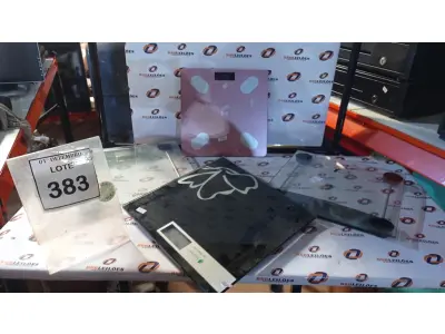 LOTE 383 - 04 BALANÇAS CORPORAIS MARCAS E MODELOS DIVERSOS. (NO ESTADO) ATENÇÃO! FAZER A VISITAÇÃO ANTES DE ARREMATAR, NÃO SABEMOS SE FUNCIONA, LEILÃO NÃO TEM GARANTIA E NEM DEVOLUÇÃO, SUJEITO A POSSÍVEIS AVARIAS VISÍVEIS/OCULTAS E/OU AUSÊNCIA DE COMPONENTES.