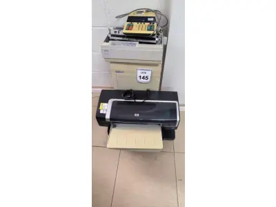 LOTE 145 - 01 LOTE COM IMPRESSORAS, FRAGUEMENTADOURA DE PAPÉIS E CALCULADORA. (NO ESTADO) ATENÇÃO! FAZER A VISITAÇÃO ANTES DE ARREMATAR, NÃO SABEMOS SE FUNCIONA, LEILÃO NÃO TEM GARANTIA E NEM DEVOLUÇÃO, SUJEITO A POSSÍVEIS AVARIAS VISÍVEIS/OCULTAS E/OU AUSÊNCIA DE COMPONENTES.