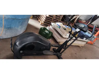 LOTE 141 - 01 ELIPTCOM LF200. (NO ESTADO) ATENÇÃO! FAZER A VISITAÇÃO ANTES DE ARREMATAR, NÃO SABEMOS SE FUNCIONA, LEILÃO NÃO TEM GARANTIA E NEM DEVOLUÇÃO, SUJEITO A POSSÍVEIS AVARIAS VISÍVEIS/OCULTAS E/OU AUSÊNCIA DE COMPONENTES.