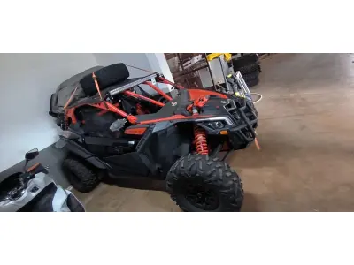 LOTE 138 - 01 VEÍCULO CAN-AM MAVERICK X3 XRS; ANO 2018. (NO ESTADO) ATENÇÃO! FAZER A VISITAÇÃO ANTES DE ARREMATAR, NÃO SABEMOS SE FUNCIONA, LEILÃO NÃO TEM GARANTIA E NEM DEVOLUÇÃO, SUJEITO A POSSÍVEIS AVARIAS VISÍVEIS/OCULTAS E/OU AUSÊNCIA DE COMPONENTES.
