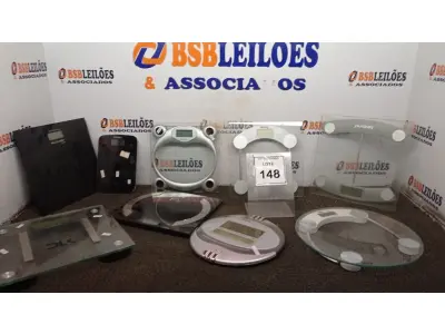 LOTE 148 - 08 BALANÇAS DE MARCAS E MODELOS DIVERSOS. (NO ESTADO) ATENÇÃO! FAZER A VISITAÇÃO ANTES DE ARREMATAR, NÃO SABEMOS SE FUNCIONA, LEILÃO NÃO TEM GARANTIA E NEM DEVOLUÇÃO, SUJEITO A POSSÍVEIS AVARIAS VISÍVEIS/OCULTAS E/OU AUSÊNCIA DE COMPONENTES.