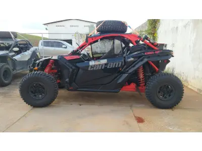 LOTE 138 - 01 VEÍCULO CAN-AM MAVERICK X3 XRS; ANO 2018. (NO ESTADO) ATENÇÃO! FAZER A VISITAÇÃO ANTES DE ARREMATAR, NÃO SABEMOS SE FUNCIONA, LEILÃO NÃO TEM GARANTIA E NEM DEVOLUÇÃO, SUJEITO A POSSÍVEIS AVARIAS VISÍVEIS/OCULTAS E/OU AUSÊNCIA DE COMPONENTES.