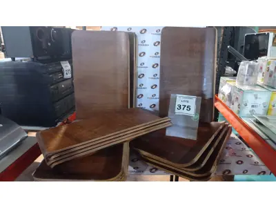 LOTE 375 - 20 PEÇAS DE MADEIRA. (NO ESTADO) ATENÇÃO! FAZER A VISITAÇÃO ANTES DE ARREMATAR, NÃO SABEMOS SE FUNCIONA, LEILÃO NÃO TEM GARANTIA E NEM DEVOLUÇÃO, SUJEITO A POSSÍVEIS AVARIAS VISÍVEIS/OCULTAS E/OU AUSÊNCIA DE COMPONENTES.