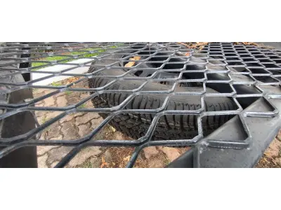 LOTE 140 - 01 CARRETINHA PARA TRANSPORTE DE CARRO PLACA PQA2907. (NO ESTADO) ATENÇÃO! FAZER A VISITAÇÃO ANTES DE ARREMATAR, NÃO SABEMOS SE FUNCIONA, LEILÃO NÃO TEM GARANTIA E NEM DEVOLUÇÃO, SUJEITO A POSSÍVEIS AVARIAS VISÍVEIS/OCULTAS E/OU AUSÊNCIA DE COMPONENTES.