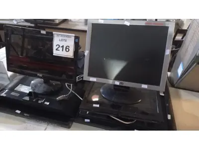 LOTE 216 - 12 MONITORES DE MARCAS E MODELOS DIVERSOS. (NO ESTADO) ATENÇÃO! FAZER A VISITAÇÃO ANTES DE ARREMATAR, NÃO SABEMOS SE FUNCIONA, LEILÃO NÃO TEM GARANTIA E NEM DEVOLUÇÃO, SUJEITO A POSSÍVEIS AVARIAS VISÍVEIS/OCULTAS E/OU AUSÊNCIA DE COMPONENTES.