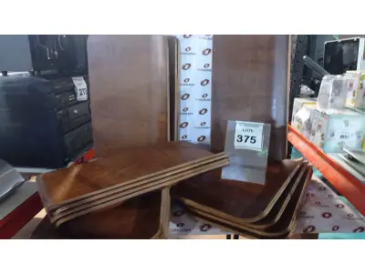 LOTE 375 - 20 PEÇAS DE MADEIRA. (NO ESTADO) ATENÇÃO! FAZER A VISITAÇÃO ANTES DE ARREMATAR, NÃO SABEMOS SE FUNCIONA, LEILÃO NÃO TEM GARANTIA E NEM DEVOLUÇÃO, SUJEITO A POSSÍVEIS AVARIAS VISÍVEIS/OCULTAS E/OU AUSÊNCIA DE COMPONENTES.