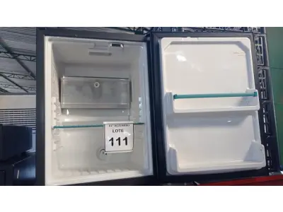 LOTE 111 - 01 FRIGOBAR MARCA ELECTROLUX. (NO ESTADO) ATENÇÃO! FAZER A VISITAÇÃO ANTES DE ARREMATAR, NÃO SABEMOS SE FUNCIONA, LEILÃO NÃO TEM GARANTIA E NEM DEVOLUÇÃO, SUJEITO A POSSÍVEIS AVARIAS VISÍVEIS/OCULTAS E/OU AUSÊNCIA DE COMPONENTES.
