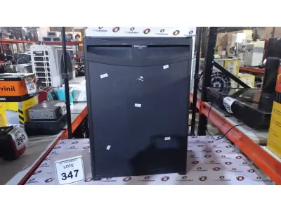 LOTE 347 - 01 FRIGOBAR MARCA ELECTROLUX. (NO ESTADO) ATENÇÃO! FAZER A VISITAÇÃO ANTES DE ARREMATAR, NÃO SABEMOS SE FUNCIONA, LEILÃO NÃO TEM GARANTIA E NEM DEVOLUÇÃO, SUJEITO A POSSÍVEIS AVARIAS VISÍVEIS/OCULTAS E/OU AUSÊNCIA DE COMPONENTES.