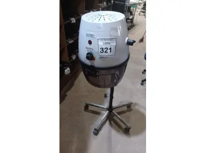 LOTE 321 - 01 SECADOR DE CABELO PROFISSIONAL MARCA MEGABELL. (NO ESTADO) ATENÇÃO! FAZER A VISITAÇÃO ANTES DE ARREMATAR, NÃO SABEMOS SE FUNCIONA, LEILÃO NÃO TEM GARANTIA E NEM DEVOLUÇÃO, SUJEITO A POSSÍVEIS AVARIAS VISÍVEIS/OCULTAS E/OU AUSÊNCIA DE COMPONENTES.