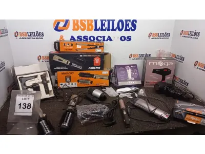 LOTE 138 - 02 ESCOVAS DE CABELO MARCA MALLORY, 01 PRANCHA DE CABELO MARCA MALLORY, 01 DEPILADOR MARCA GAMA, 02 MÁQUINAS DE CORTAR CABELO MARCA MEGA E 03 SECADORES DE CABELO MARCA E MODELOS DIVERSOS 220V. (NO ESTADO) ATENÇÃO! FAZER A VISITAÇÃO ANTES DE ARREMATAR, NÃO SABEMOS SE FUNCIONA, LEILÃO NÃO TEM GARANTIA E NEM DEVOLUÇÃO, SUJEITO A POSSÍVEIS AVARIAS VISÍVEIS/OCULTAS E/OU AUSÊNCIA DE COMPONENTES.