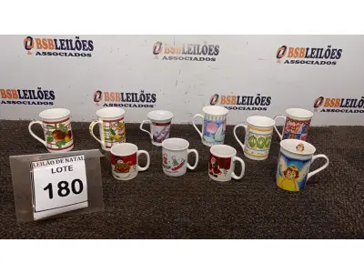 LOTE 180 - 03 XÍCARAS DECORATIVAS E 07 CANECAS DECORATIVAS. (NO ESTADO) ATENÇÃO! FAZER A VISITAÇÃO ANTES DE ARREMATAR, NÃO SABEMOS SE FUNCIONA, LEILÃO NÃO TEM GARANTIA E NEM DEVOLUÇÃO, SUJEITO A POSSÍVEIS AVARIAS VISÍVEIS/OCULTAS E/OU AUSÊNCIA DE COMPONENTES.