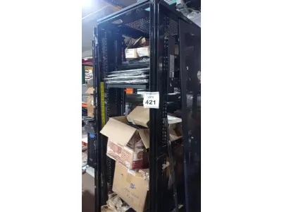 LOTE 421 - 01 RACK SERVIDOR DESMONTADO MARCA DELL E GRANDE QUANTIDADE DE TECLADO. (NO ESTADO) ATENÇÃO! FAZER A VISITAÇÃO ANTES DE ARREMATAR, NÃO SABEMOS SE FUNCIONA, LEILÃO NÃO TEM GARANTIA E NEM DEVOLUÇÃO, SUJEITO A POSSÍVEIS AVARIAS VISÍVEIS/OCULTAS E/OU AUSÊNCIA DE COMPONENTES.