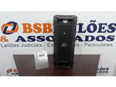 LOTE 005 - 01 CAIXA DE SOM MARCA MONDIAL. (NO ESTADO) ATENÇÃO! FAZER A VISITAÇÃO ANTES DE ARREMATAR, NÃO SABEMOS SE FUNCIONA, LEILÃO NÃO TEM GARANTIA E NEM DEVOLUÇÃO, SUJEITO A POSSÍVEIS AVARIAS VISÍVEIS/OCULTAS E/OU AUSÊNCIA DE COMPONENTES.