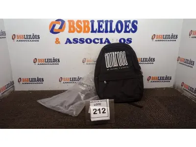 LOTE 212 - 01 MOCHILA BOTAFOGO REGATAS NA COR PRETA MARCA GOCASE. (NO ESTADO) ATENÇÃO! FAZER A VISITAÇÃO ANTES DE ARREMATAR, NÃO SABEMOS SE FUNCIONA, LEILÃO NÃO TEM GARANTIA E NEM DEVOLUÇÃO, SUJEITO A POSSÍVEIS AVARIAS VISÍVEIS/OCULTAS E/OU AUSÊNCIA DE COMPONENTES.