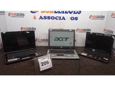 LOTE 209 - 03 NOTEBOOKS DE MARCAS E MODELOS DIVERSOS. (NO ESTADO) ATENÇÃO! FAZER A VISITAÇÃO ANTES DE ARREMATAR, NÃO SABEMOS SE FUNCIONA, LEILÃO NÃO TEM GARANTIA E NEM DEVOLUÇÃO, SUJEITO A POSSÍVEIS AVARIAS VISÍVEIS/OCULTAS E/OU AUSÊNCIA DE COMPONENTES.