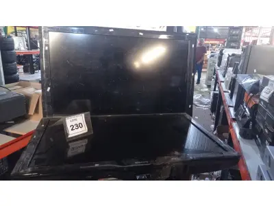 LOTE 230 - 01 TV LCD 42’’ MARCA CCE E 01 TV LCD 40’’ MARCA PHILIPS. (NO ESTADO) ATENÇÃO! FAZER A VISITAÇÃO ANTES DE ARREMATAR, NÃO SABEMOS SE FUNCIONA, LEILÃO NÃO TEM GARANTIA E NEM DEVOLUÇÃO, SUJEITO A POSSÍVEIS AVARIAS VISÍVEIS/OCULTAS E/OU AUSÊNCIA DE COMPONENTES.