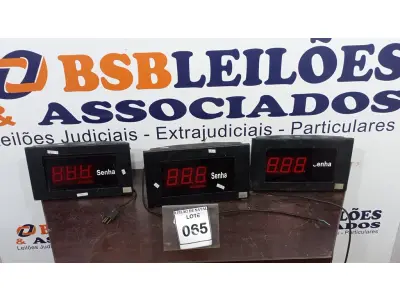 LOTE 065 - 03 PAINÉIS DE SENHA. (NO ESTADO) ATENÇÃO! FAZER A VISITAÇÃO ANTES DE ARREMATAR, NÃO SABEMOS SE FUNCIONA, LEILÃO NÃO TEM GARANTIA E NEM DEVOLUÇÃO, SUJEITO A POSSÍVEIS AVARIAS VISÍVEIS/OCULTAS E/OU AUSÊNCIA DE COMPONENTES.